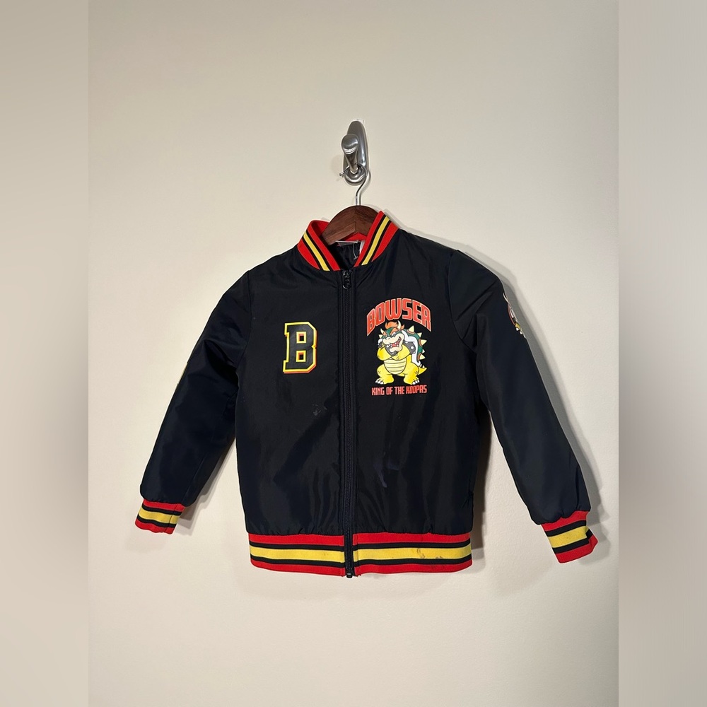 Nintendo Super Mario Bomber Jacket Bowser jacket Size 7 boys